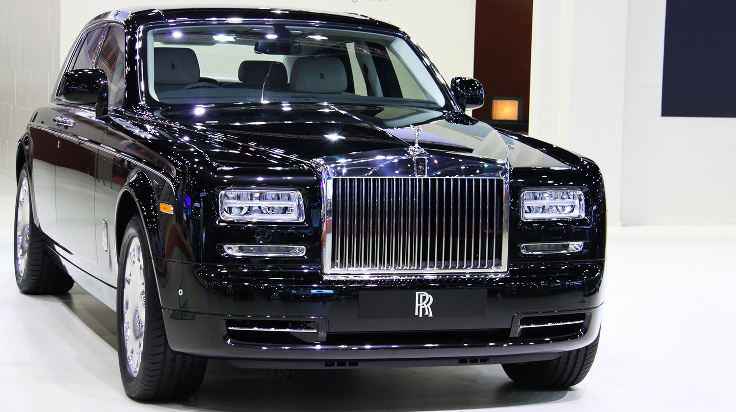 Roll royce auto service